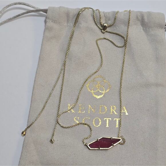 Kendra Scott Beth Adjustable Necklace in Burgundy Illusion Red berry Gold - Picture 7 of 8